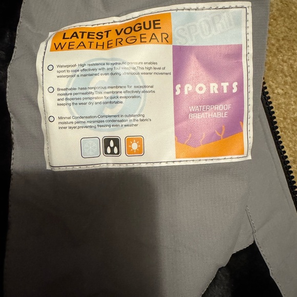 Women's Gray Ski Jacket with Hood - Picture 6 of 7